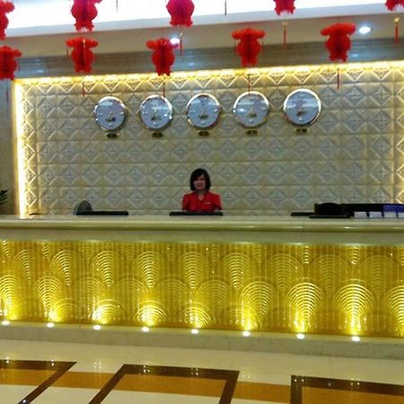 Oriental Shine Hotel Хойчжоу Экстерьер фото
